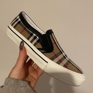 Burberry Slip on Sneaker
